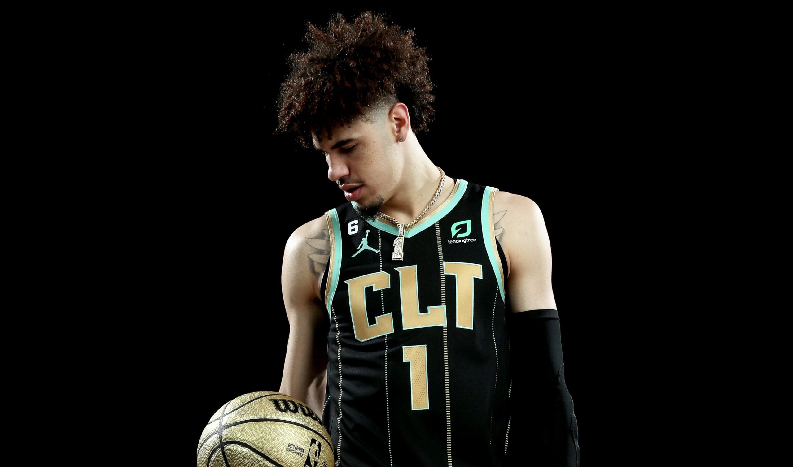 Hornets unveil new black and mint City Edition uniform licensing
