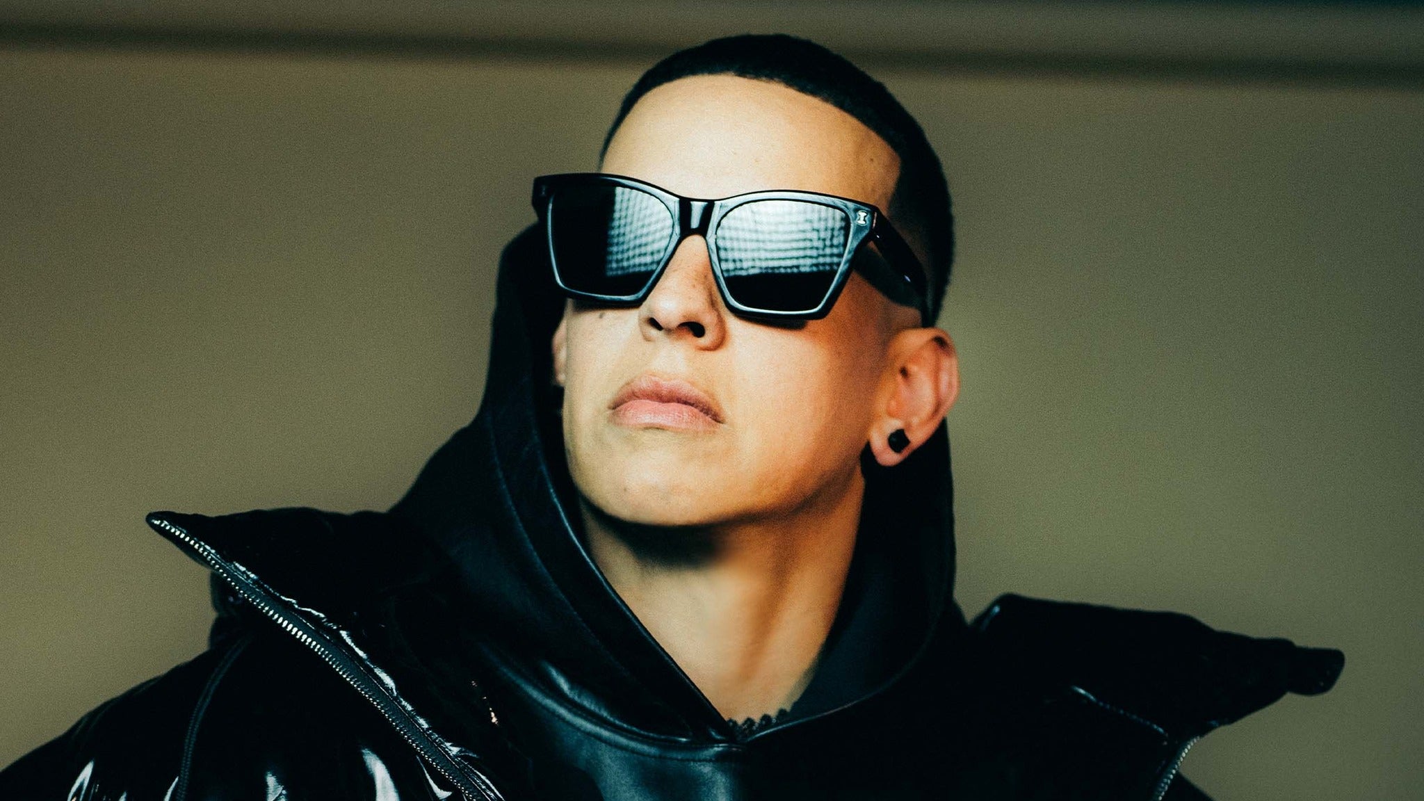 Daddy Yankee on X: Montreal!  / X